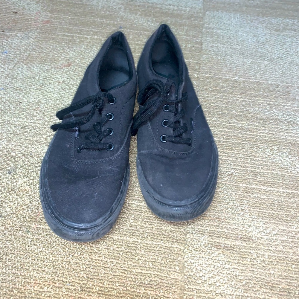 Women’s vans size 9.5